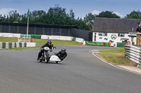 Vintage-motorcycle-club;eventdigitalimages;mallory-park;mallory-park-trackday-photographs;no-limits-trackdays;peter-wileman-photography;trackday-digital-images;trackday-photos;vmcc-festival-1000-bikes-photographs